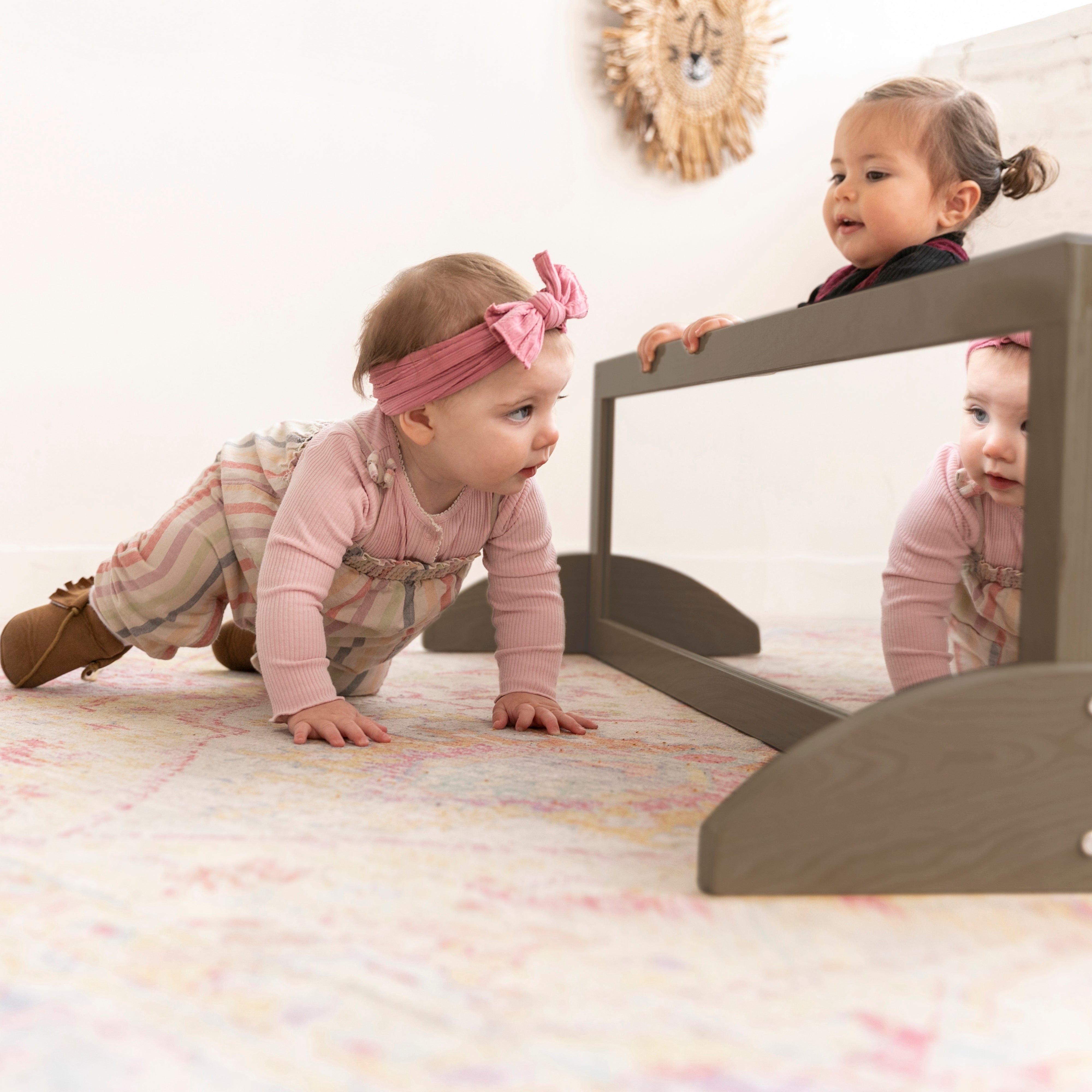 Double-Sided Bi-Directional Mirror