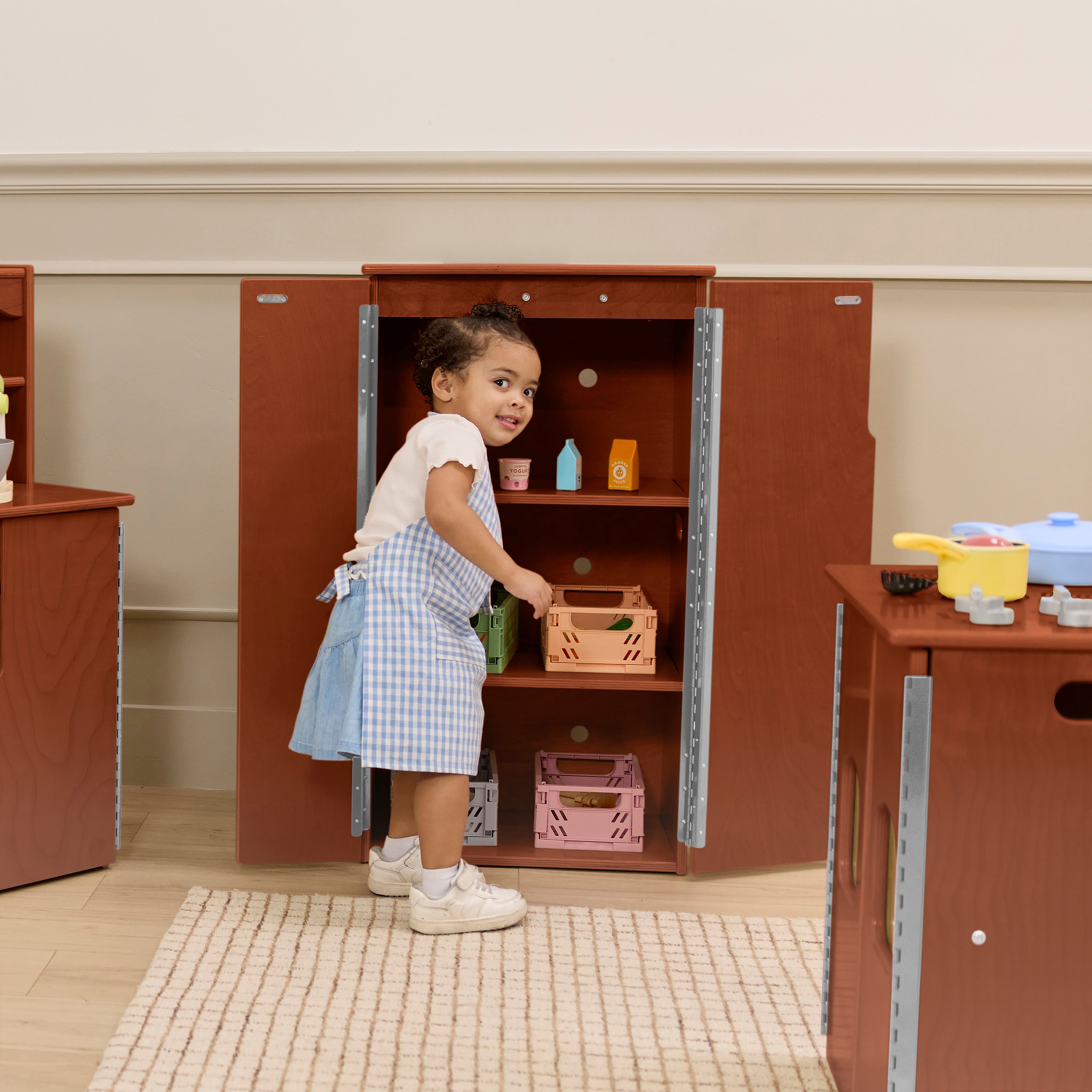 Chef's Station Kids Pretend Play Kitchen Fridge