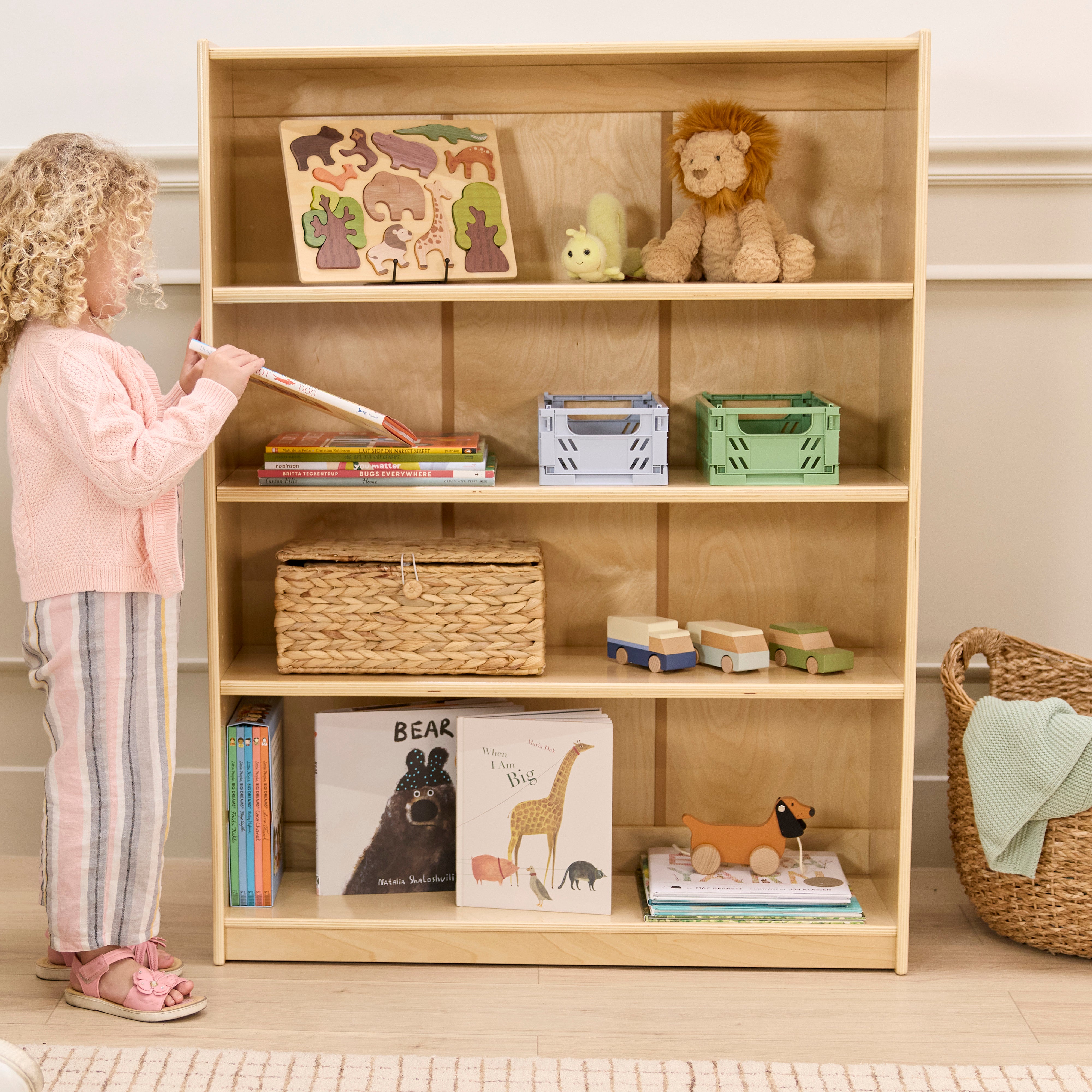 Adjustable Bookshelf