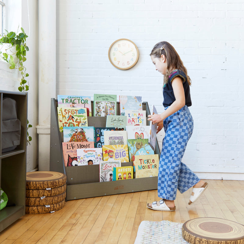 Single-Sided Book Display