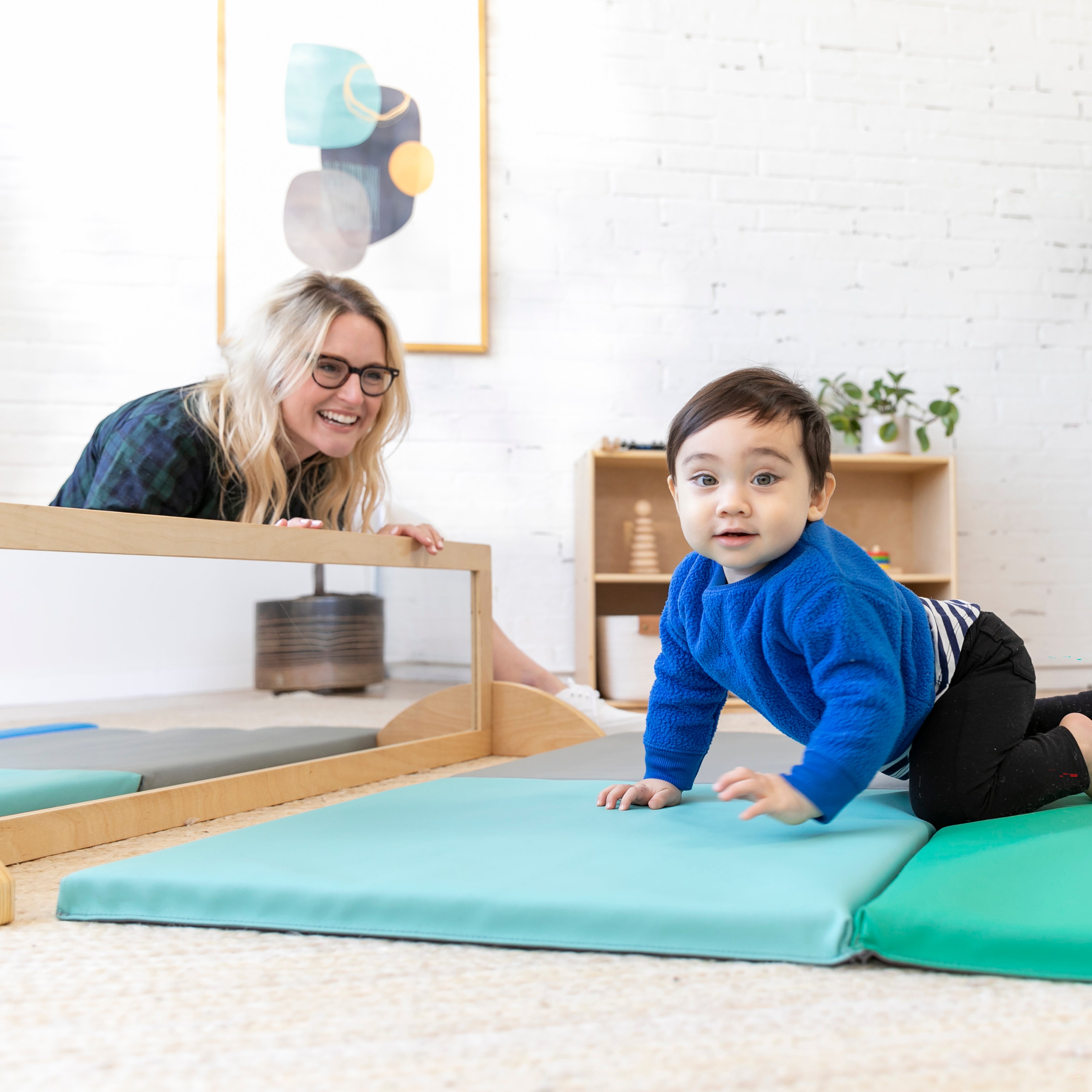 Wooden Double-Sided Bi-Directional Mirror
