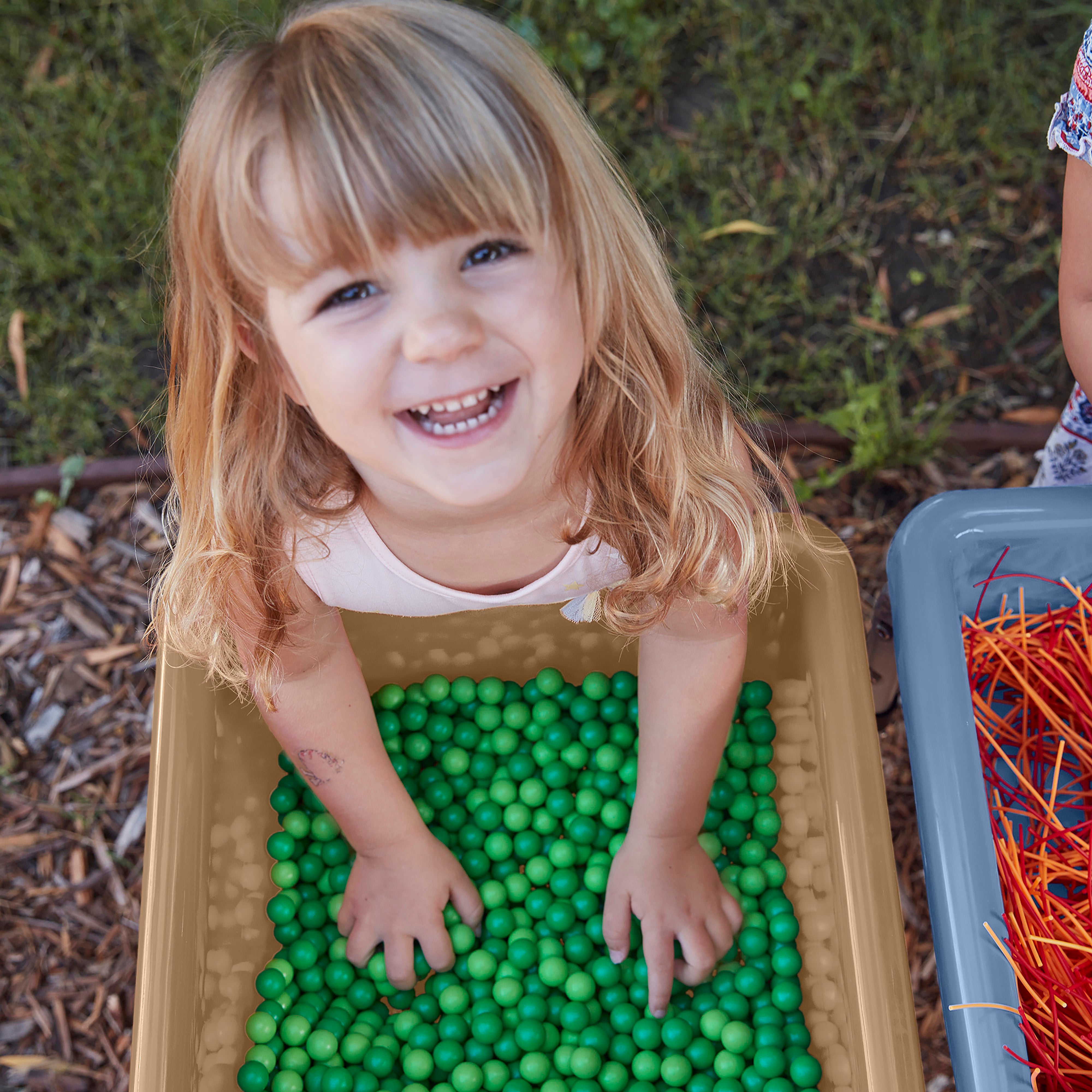 2-Station Sand and Water Adjustable Play Table, Sensory Bins