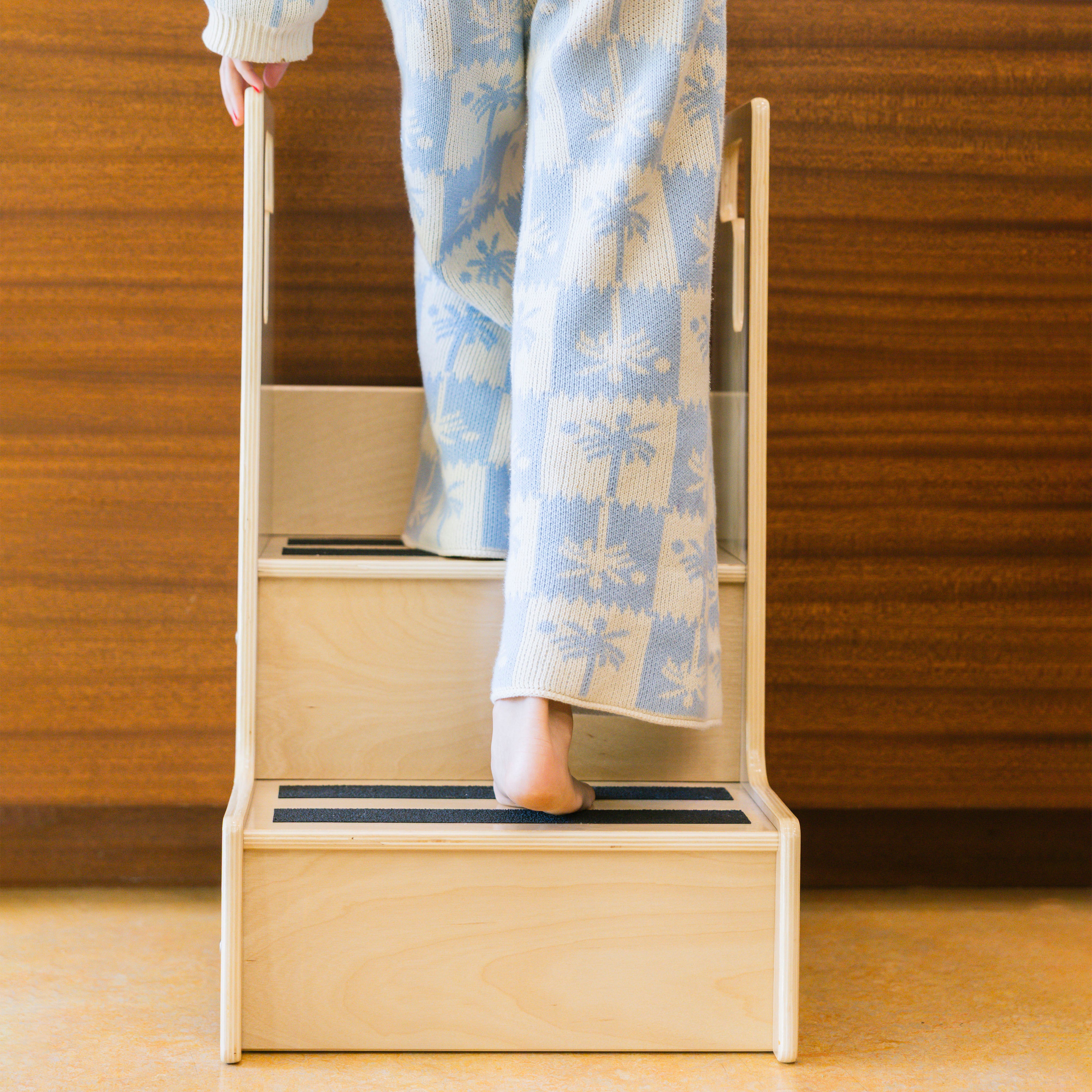 Wooden Step Stool with Handles