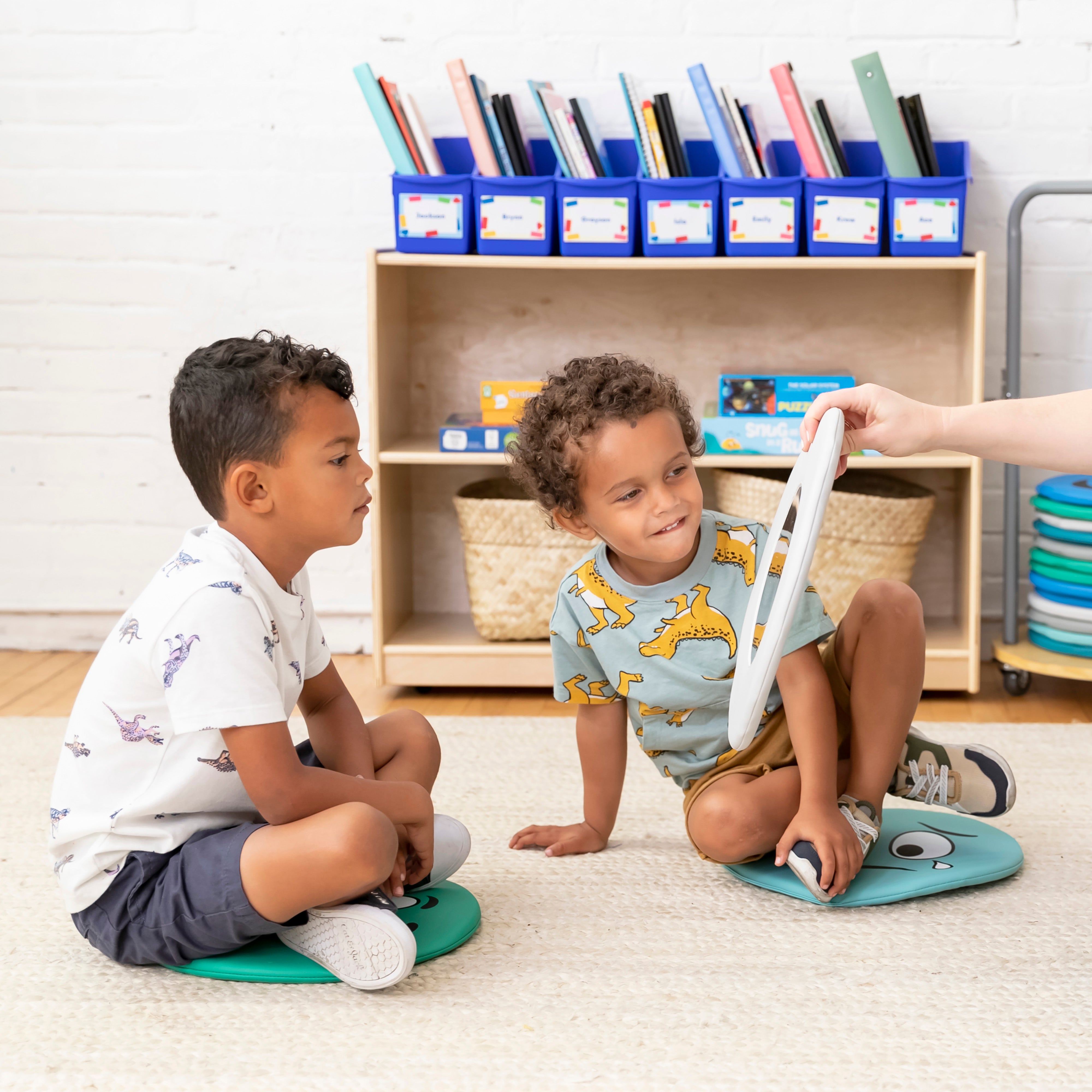 Emotion Pads with Mirror, Spanish, 8-Piece