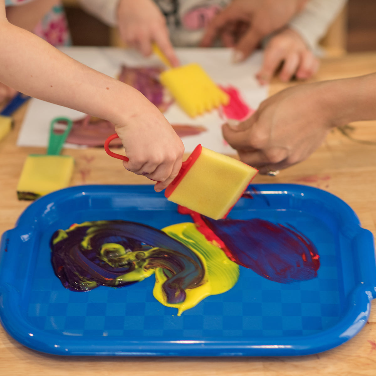 Colorful Plastic Art Trays, 72-Piece