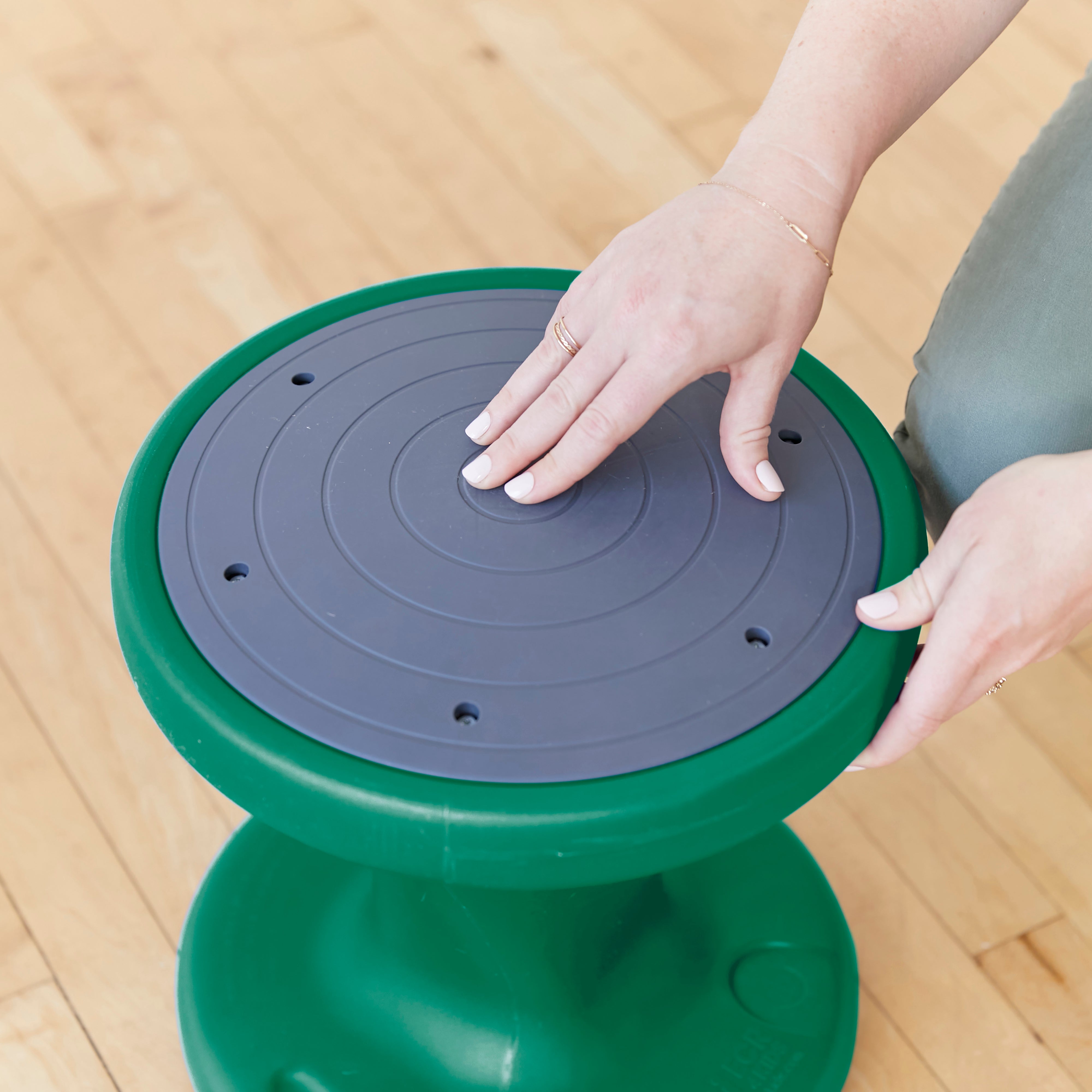 Twist Wobble Stool, 14in Seat Height