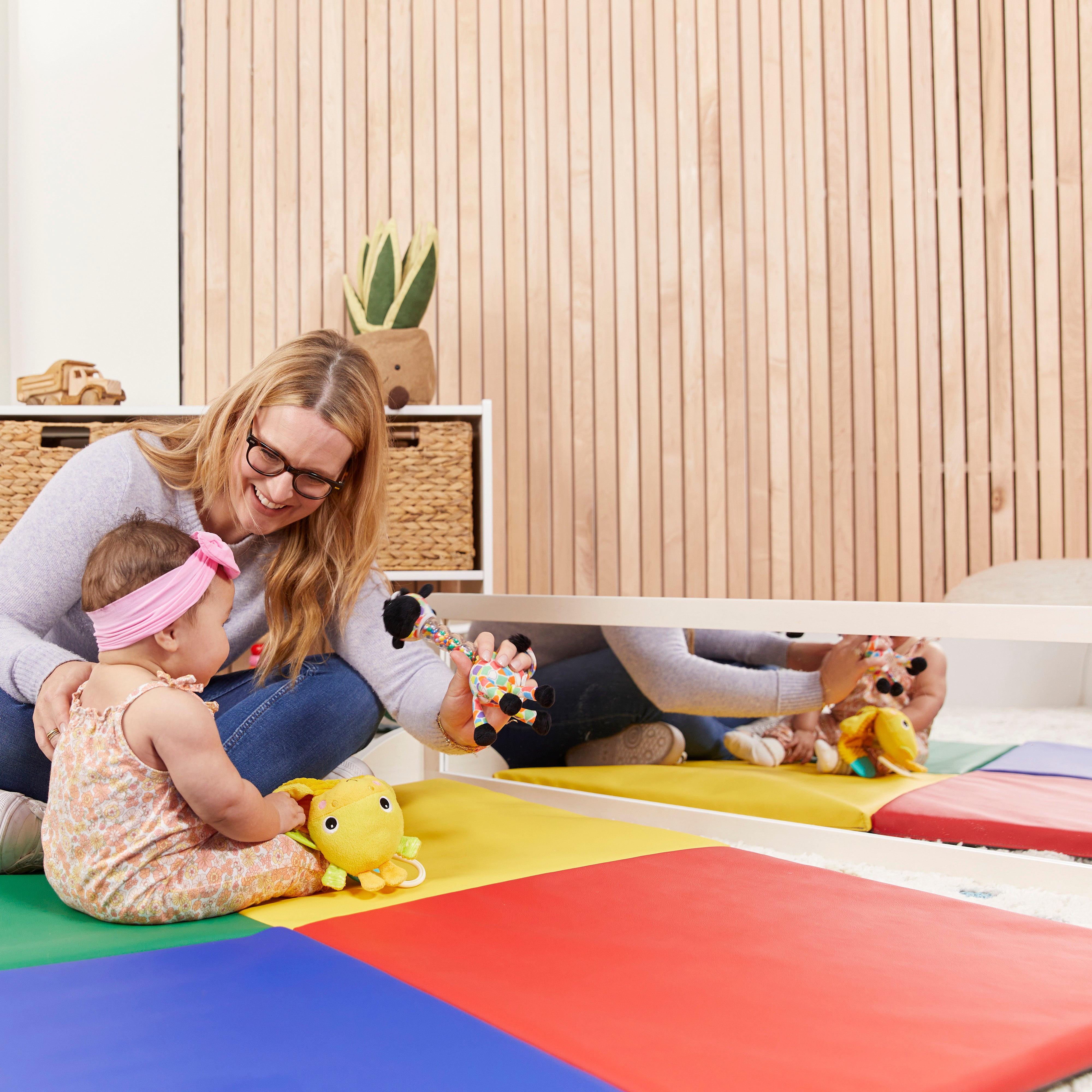 Wooden Double-Sided Bi-Directional Mirror
