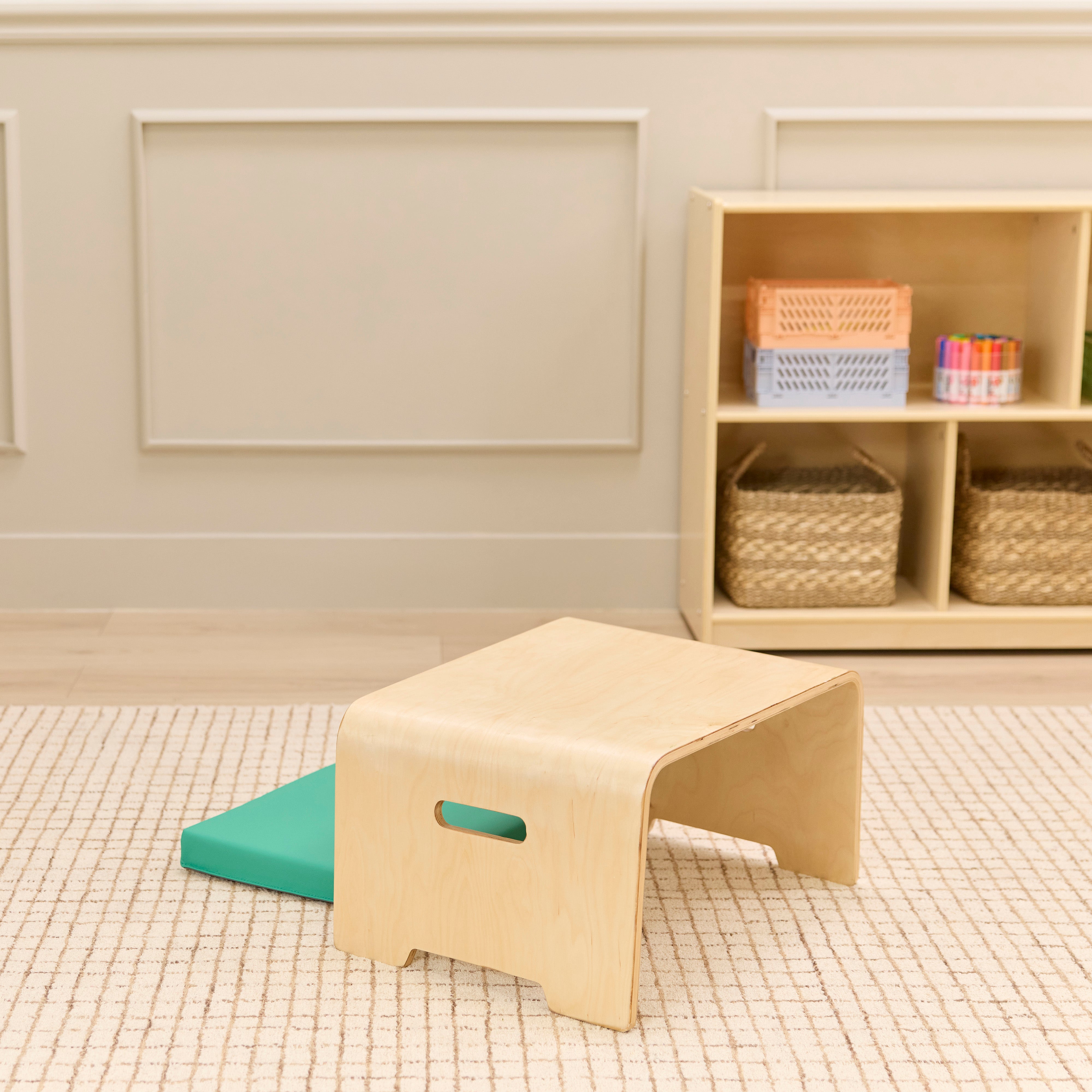 Bentwood Student Floor Lap Desk